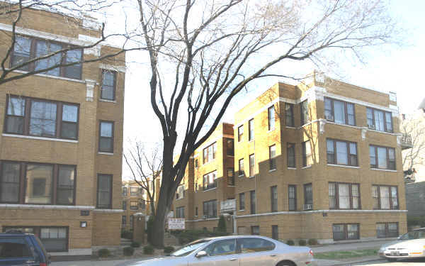 719 W Barry Ave in Chicago, IL - Building Photo - Building Photo