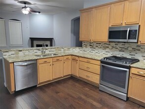 6417 Blossom Trail in Flower Mound, TX - Building Photo - Building Photo