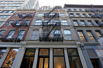 105 Franklin St in New York, NY - Building Photo - Building Photo