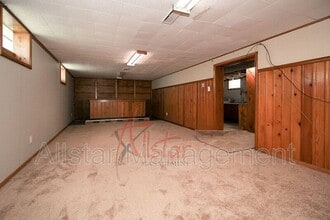 3436 Dellwood Dr in Parma, OH - Building Photo - Building Photo