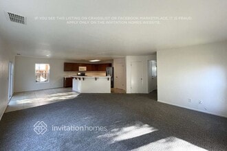 382 Craftsman Dr in Lathrop, CA - Foto de edificio - Building Photo