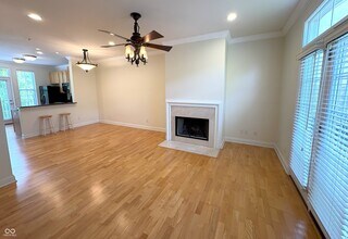 949 Junction Pl in Indianapolis, IN - Building Photo - Building Photo