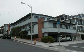 200 Rosecrans Ave Apartments