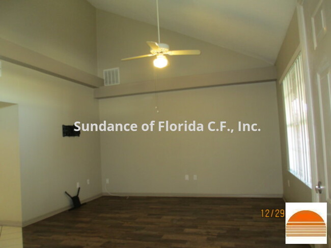 435 Columbia Ave in St. Cloud, FL - Building Photo - Building Photo