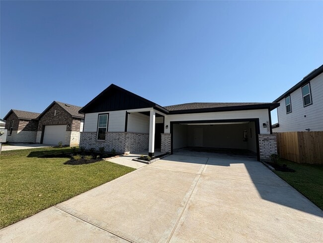 property at 9509 Shady Trl Dr