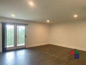 60 Snowdrift Ln-Unit -C4 in Stowe, VT - Foto de edificio - Building Photo