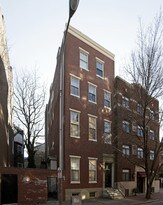 317 S 10th St in Philadelphia, PA - Building Photo