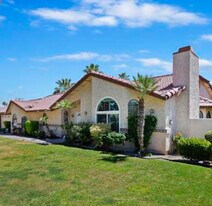 42270 Lima Hall Rd in Bermuda Dunes, CA - Building Photo