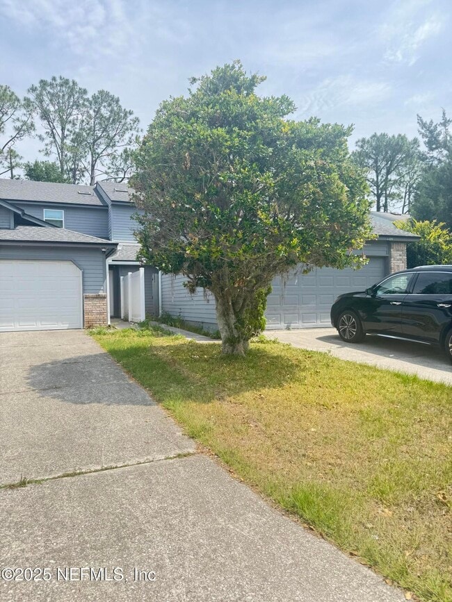 property at 4425 Millstone Ct