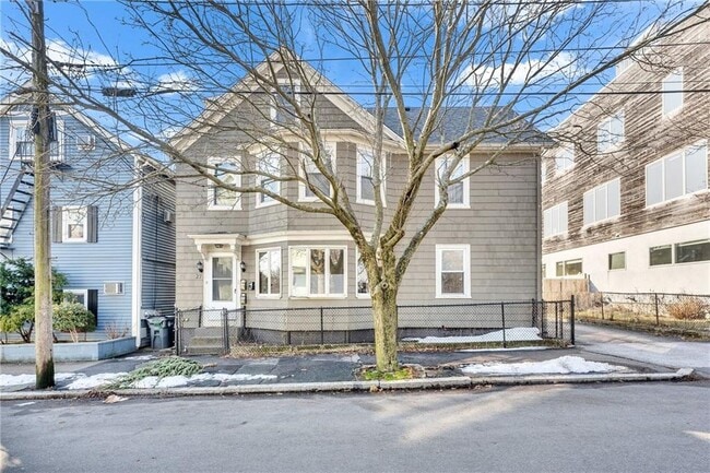 27 Fremont St in Providence, RI - Building Photo - Building Photo