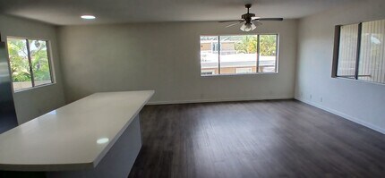 6187 May Way in Honolulu, HI - Building Photo - Building Photo