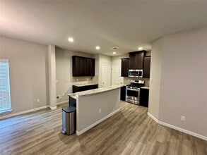 13443 Blair Gln in Houston, TX - Building Photo - Building Photo