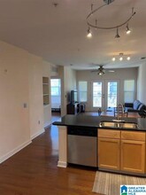 2020 5TH Ave in Birmingham, FL - Foto de edificio - Building Photo