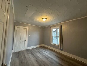 408 Rimmon St in Manchester, NH - Foto de edificio - Building Photo