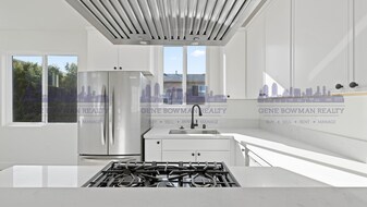 6742 Waterman Ct in San Diego, CA - Building Photo