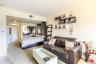 620 S Gramercy Pl in Los Angeles, CA - Building Photo - Building Photo
