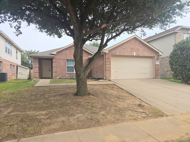 907 Cattail Dr in Arlington, TX - Building Photo - Building Photo