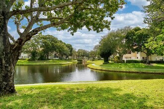 8159 Andover Ct in West Palm Beach, FL - Building Photo - Building Photo