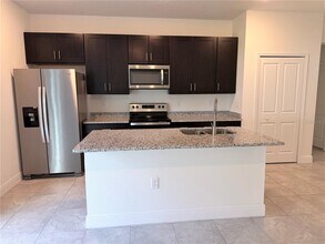 14388 SW 45th Cir in Ocala, FL - Building Photo - Building Photo