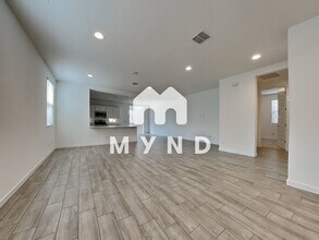9513 W Turney Ave in Phoenix, AZ - Building Photo - Building Photo