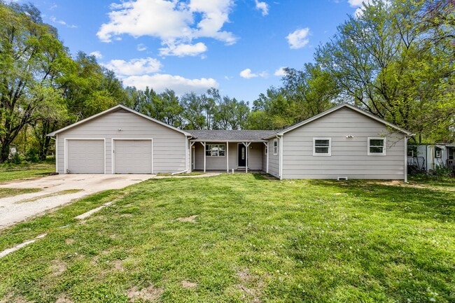 property at 5924 S Jones Ave
