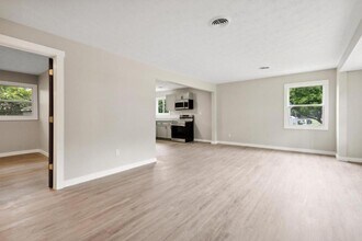 3409 Barbee Dr in Dayton, OH - Building Photo - Building Photo