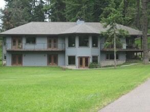 1197 E Skyline Dr in Coeur d'Alene, ID - Building Photo - Building Photo