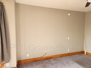 97 W Pearl St in Nashua, NH - Building Photo - Building Photo