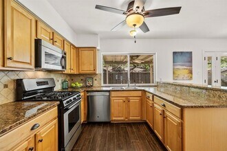 11711 Shoshone Dr, Unit 0714 in Austin, TX - Building Photo - Building Photo