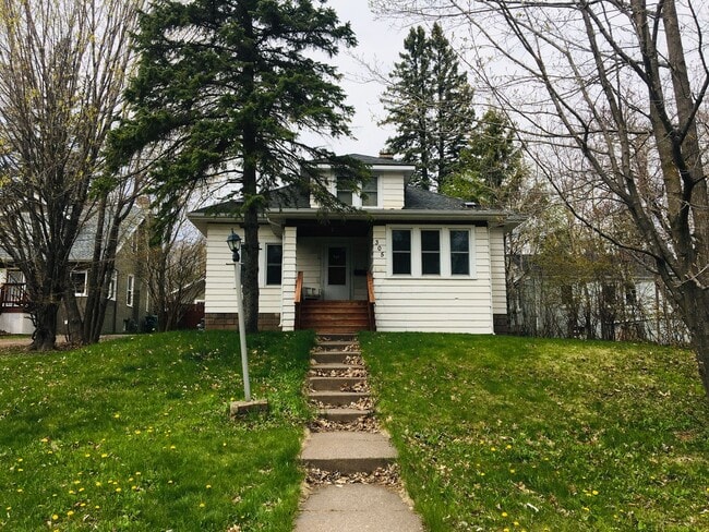 property at 305 Maryland St