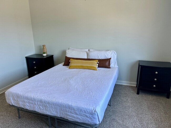 1530 Fort Johnson Rd in Charleston, SC - Foto de edificio - Building Photo