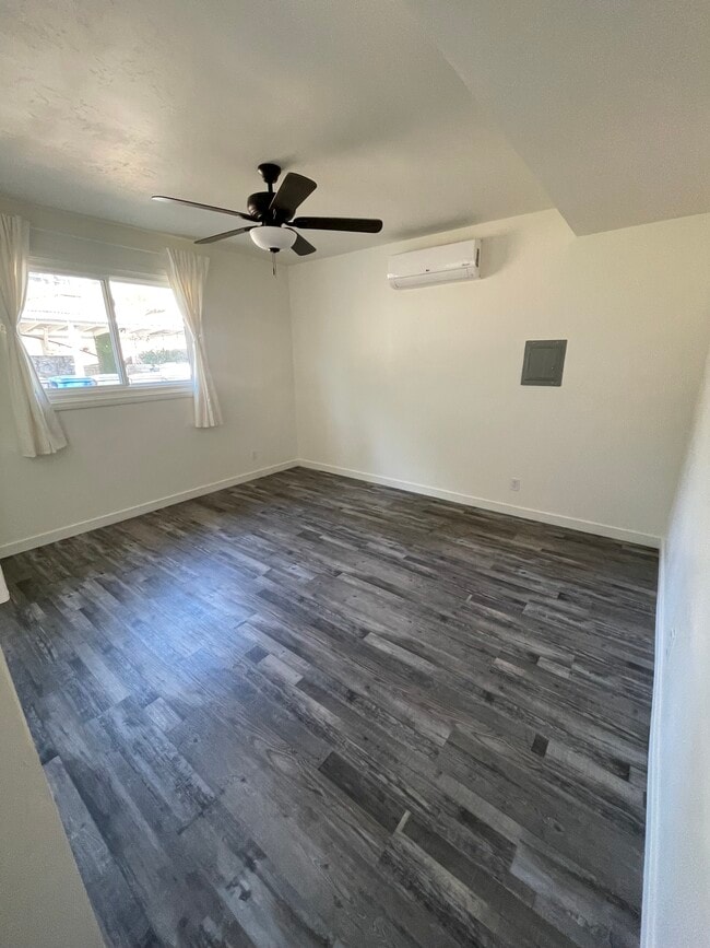 property at 9074 Paradise Park Dr