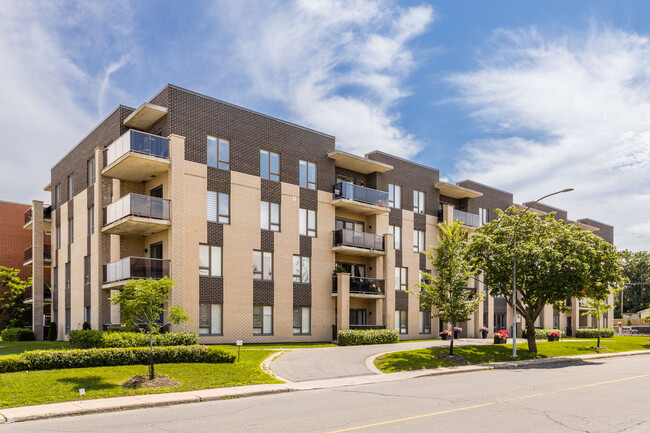 Sapphire Condominiums in Dollard-des-Ormeaux, QC - Building Photo - Building Photo