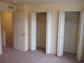 Pine Ridge Apartments in Highland, MI - Building Photo - Building Photo