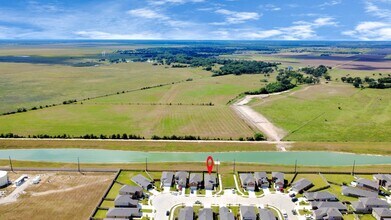 1022 Gentle Nook Dr in Beasley, TX - Building Photo - Building Photo
