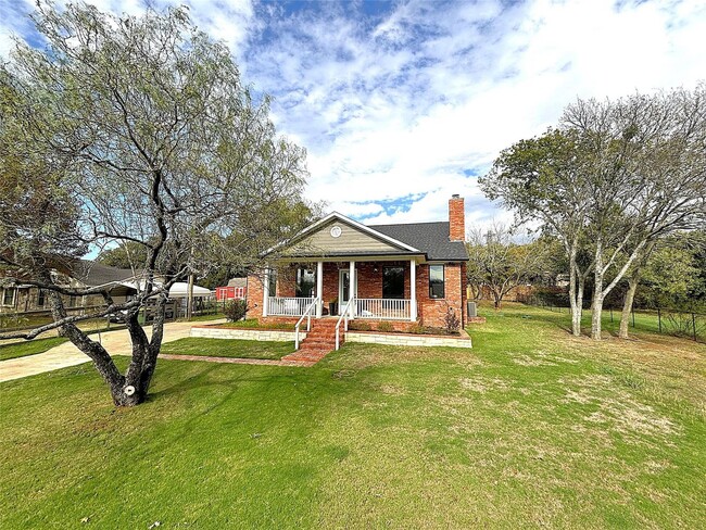 property at 1416 Caddo Peak Trail