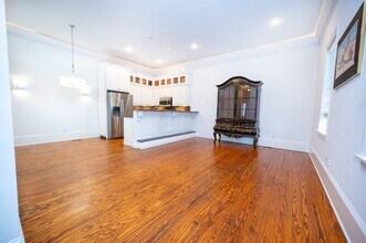 79 Society St in Charleston, SC - Building Photo - Building Photo