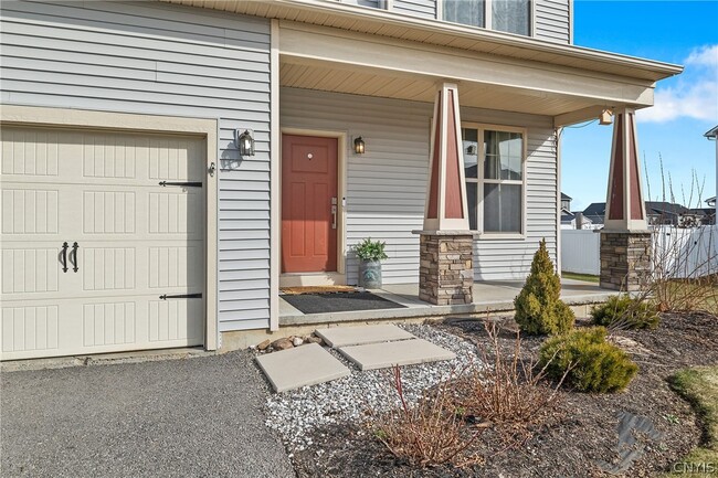 4809 Lepinske Farm Pl in Clay, NY - Building Photo - Building Photo