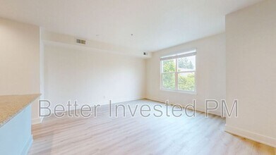 366 City Center Dr in Rohnert Park, CA - Building Photo - Building Photo