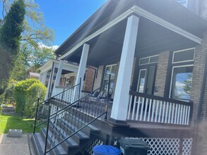 5706 Darlington Rd, Unit 2nd Flr in Pittsburgh, PA - Building Photo - Building Photo