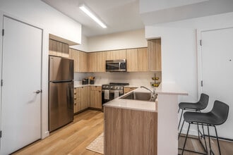 The Arvon in Vancouver, WA - Building Photo - Interior Photo