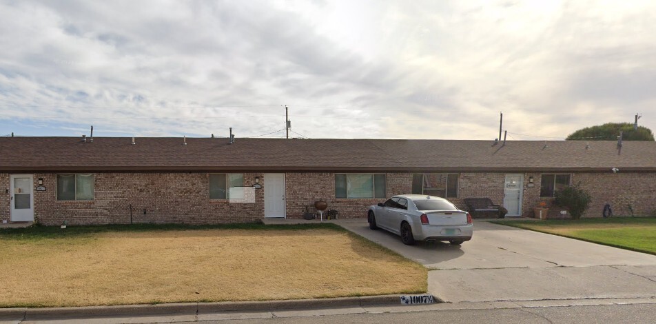 1007 1/2 W Avenue Q, Unit 1007 in Lovington, NM - Foto de edificio