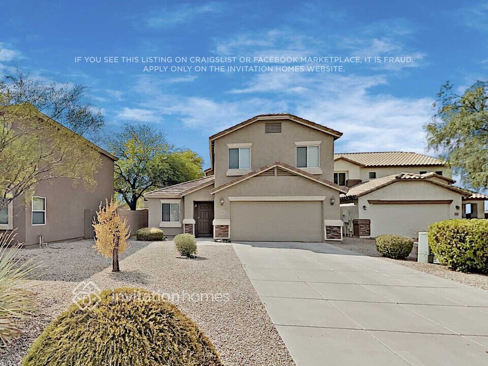 2281 E San Manuel Rd in San Tan Valley, AZ - Building Photo