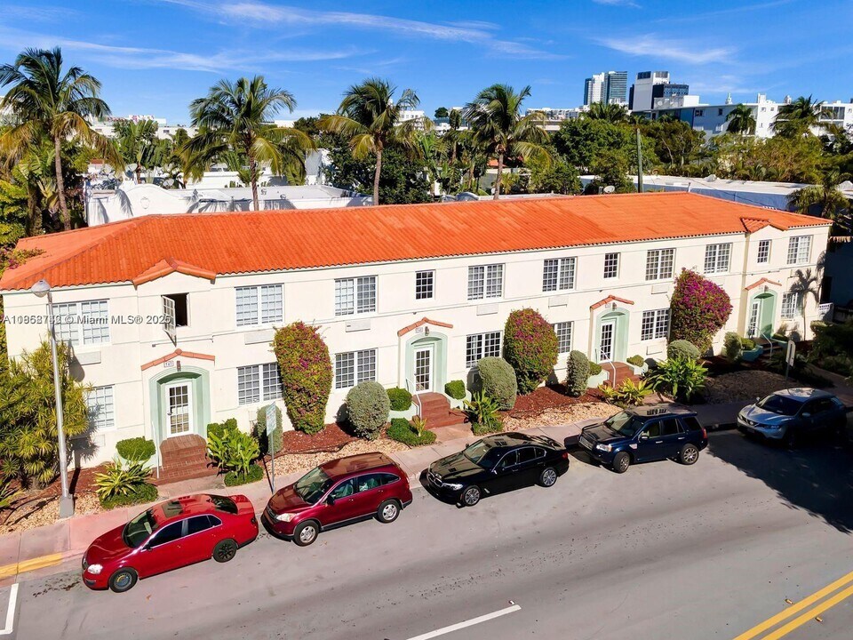 741 15th St in Miami Beach, FL - Building Photo