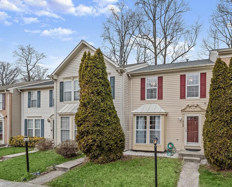 1702 Barnwood Ct in Severn, MD - Building Photo