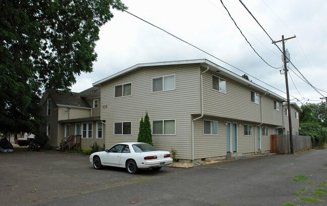406 4th St in Springfield, OR - Foto de edificio - Building Photo