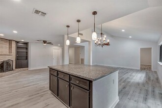 10618 Sageberry Dr in Houston, TX - Building Photo - Building Photo