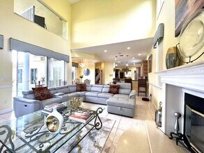 14983 Drafthorse Ln in Wellington, FL - Building Photo - Building Photo