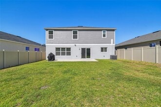 3810 Reflection Dock Dr in Seffner, FL - Building Photo - Building Photo
