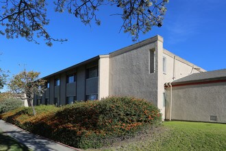 Michael Arms Apartments in La Mesa, CA - Building Photo - Building Photo